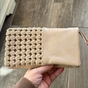 Chic Latico Whitney Leather Wallet Color Oat
